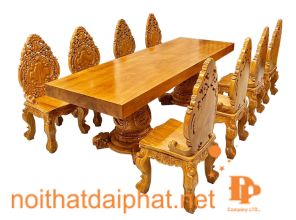 BÀN ĂN VUÔNG NGUYÊN TẤM 8 GHẾ VUA