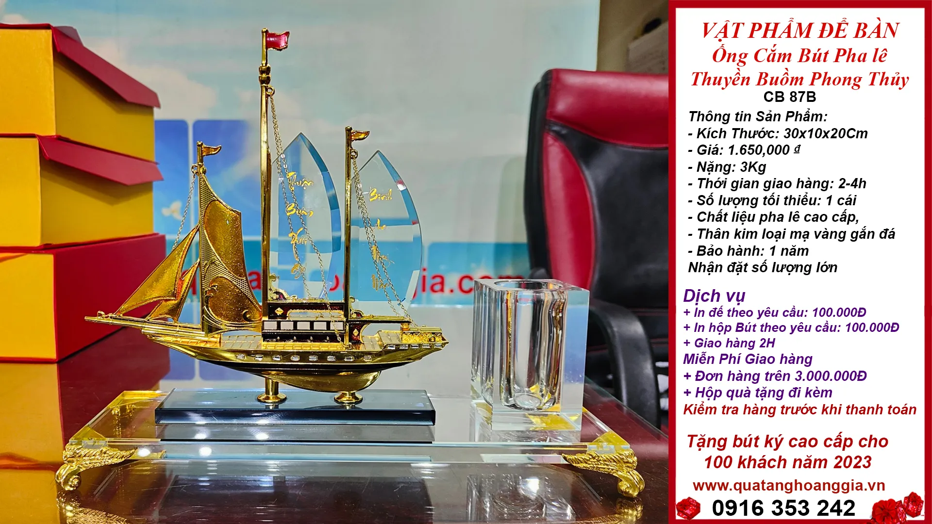 Kiểm tra độ hoàn thiện tinh xảo của vật phẩm trang trí bàn làm việc