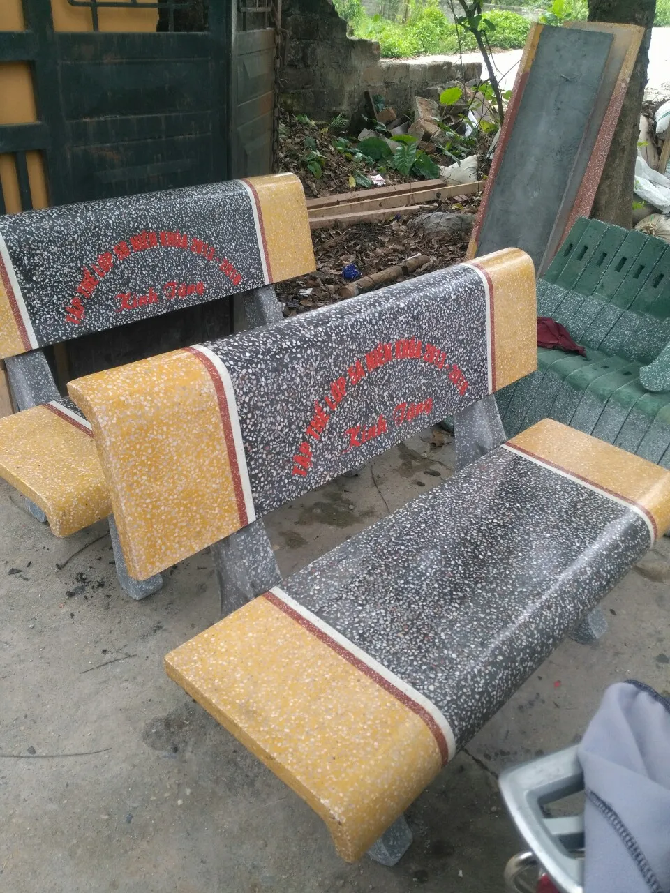 Ghế đá mài 1 mặt chất lượng cao - Báo giá ghế đá công viên bao nhiêu tiền mới nhất