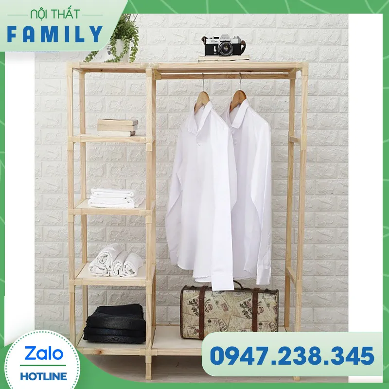 Bố trí kệ gỗ lắp ghép đa năng hợp lý giúp căn phòng rộng rãi hơn