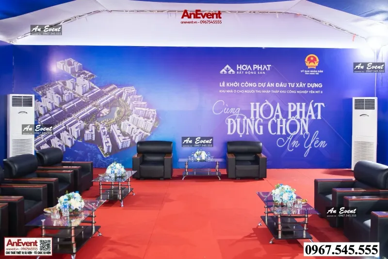 Cho thuê bàn kính chữ nhật