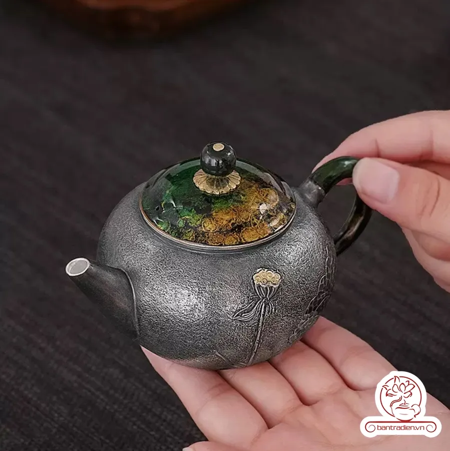 Ấm bạc pha trà nguyên chất chế tác thủ công AB009