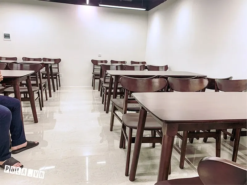 Chi tiết cấu trúc khung chân bàn ăn mango