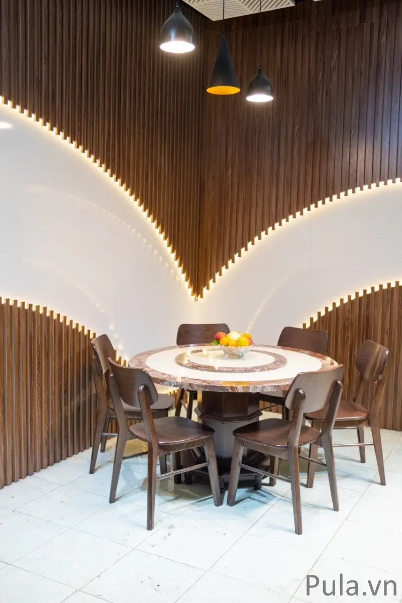 Bàn ăn tròn mặt đá