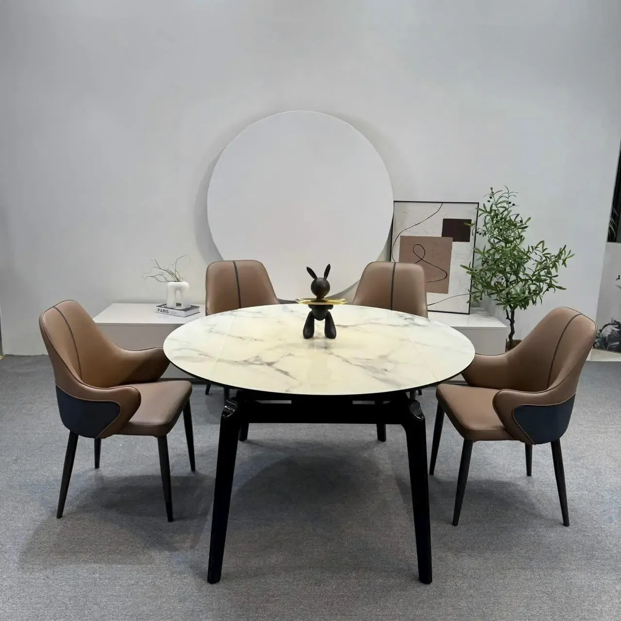 Chi tiết cơ chế xoay mở rộng bàn ăn tròn thông minh