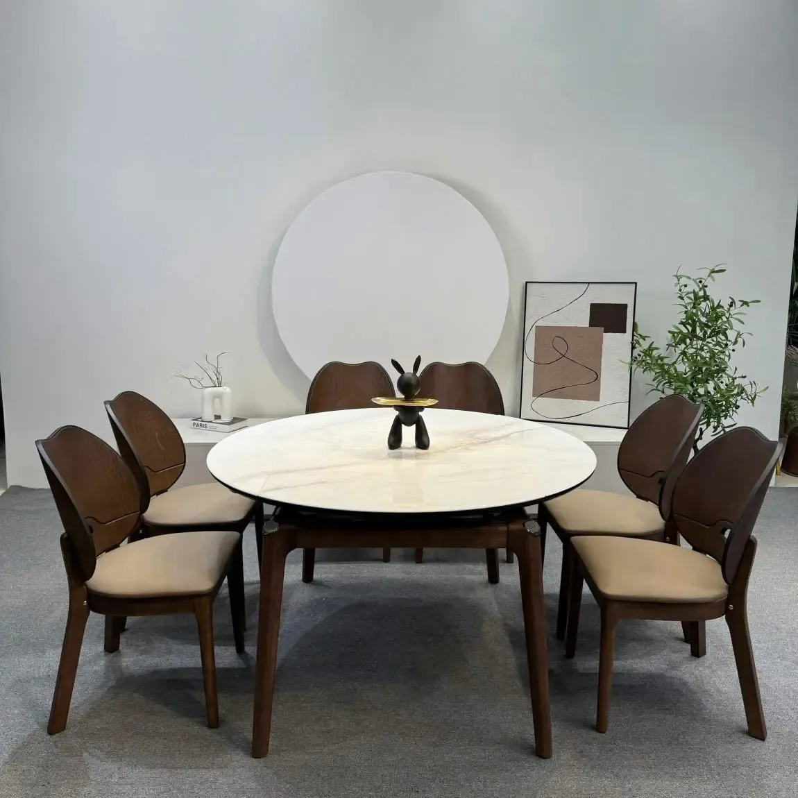 Bàn ăn tròn thông minh hiện đại với mặt đá Ceramic trắng vân mây sang trọng