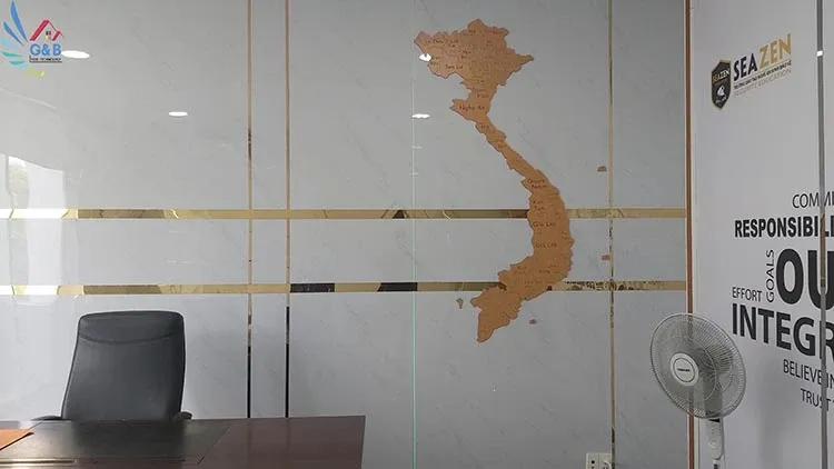 Trang trí Phòng làm việc với bản đồ Việt Nam bằng Gỗ