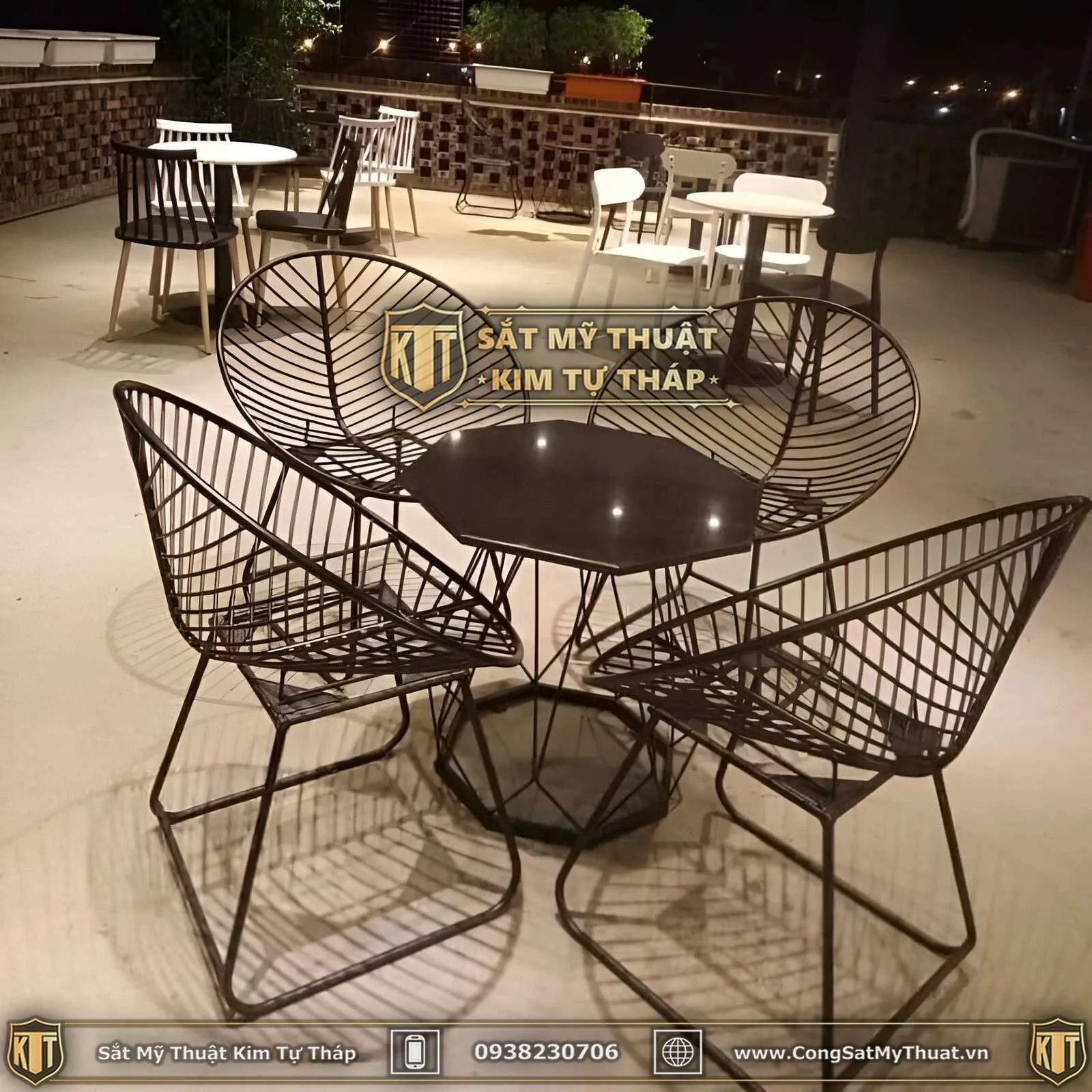 Bàn ghế phong cách Industrial