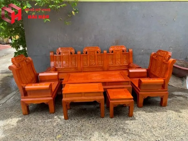 Bộ bàn ghế âu á hộp gỗ sồi nga phòng khách