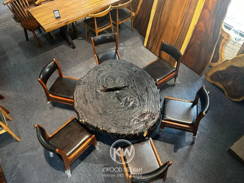 Toàn cảnh bộ bàn ghế gỗ phòng khách nguyên khối