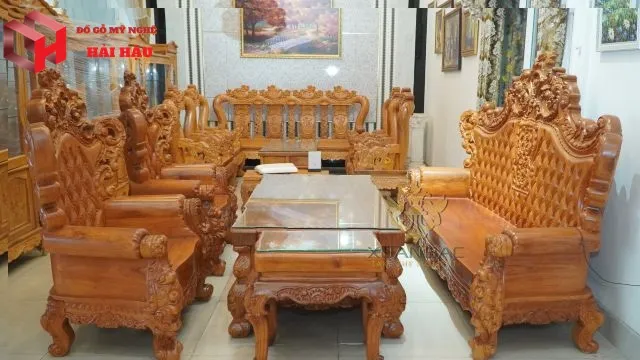 Các loại bàn ghế gỗ phòng khách giá 50 triệu được ưa chuộng nhất: Acacia, cao su, thông, sồi, xoan đào, gõ, hương xám, lim, hương đá, gụ