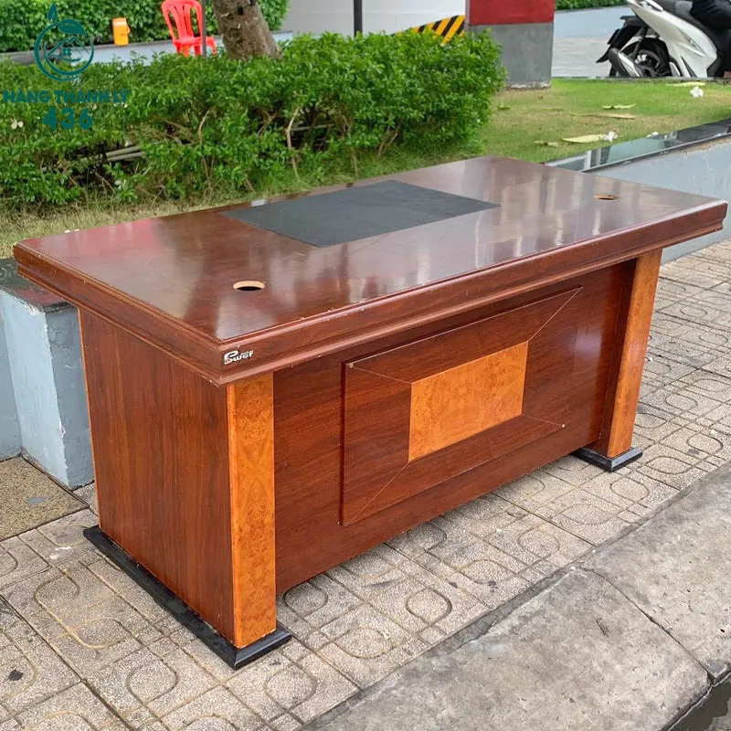 Bàn Ghế Giám Đốc Cũ - Bàn Ghế Giám Đốc Thanh Lý Là Gì?