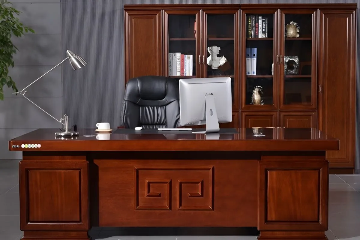 Bàn giám đốc gỗ xoan đào trang trọng