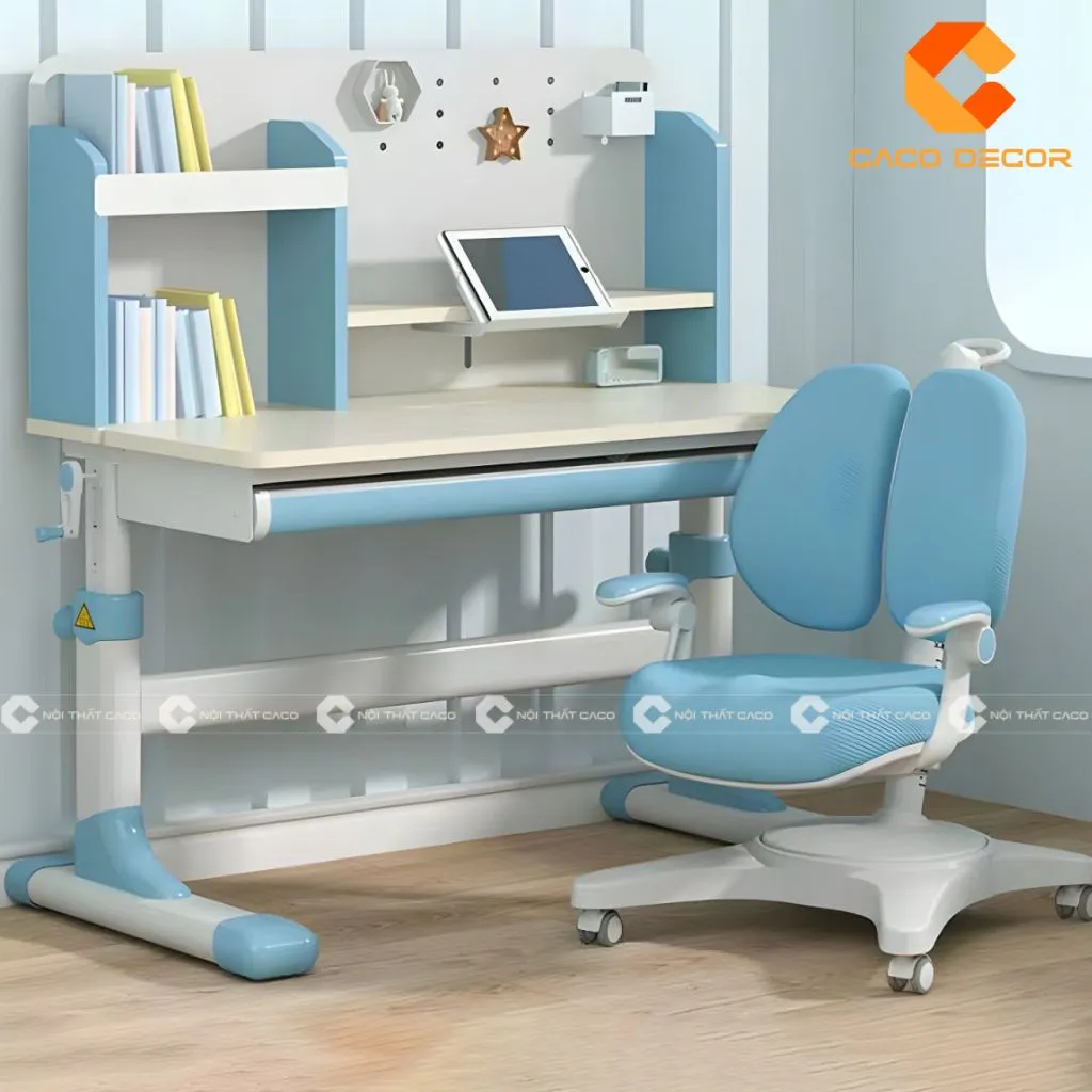 Chọn mua mẫu bàn học cho bé 5 tuổi phù hợp và chất lượng
