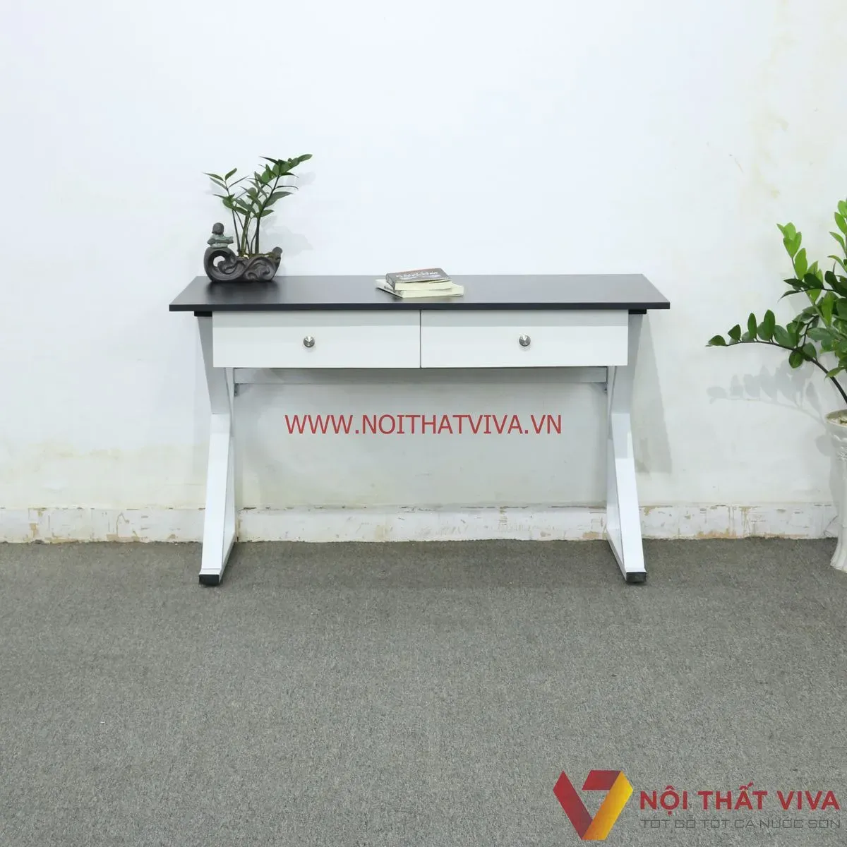 Bàn học gỗ công nghiệp mini phù hợp với không gian phòng nhỏ, cần tối ưu diện tích