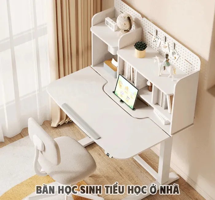 Trang trí bàn học cho bé bằng những vật dụng kích thích tư duy