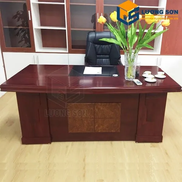 Bàn giám đốc siêu đẹp làm bằng gỗ công nghiệp tại nội thất Lương Sơn