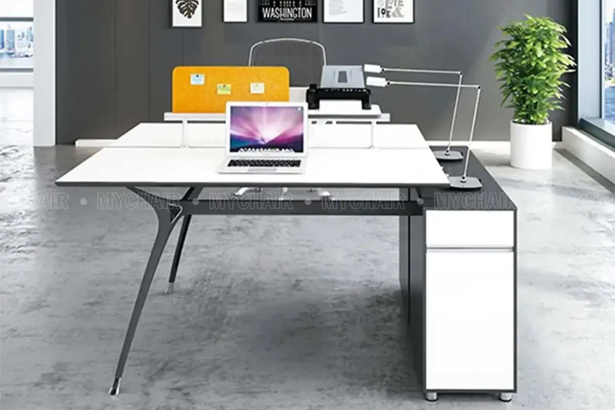 Bàn làm việc nhân viên hình móng ngựa MC61E