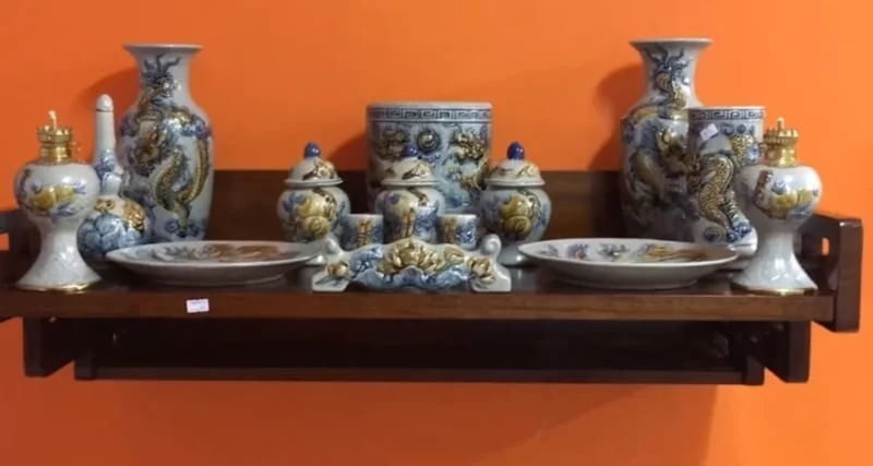 bàn thờ có 1 bát hương có được không trong không gian thờ nhỏ