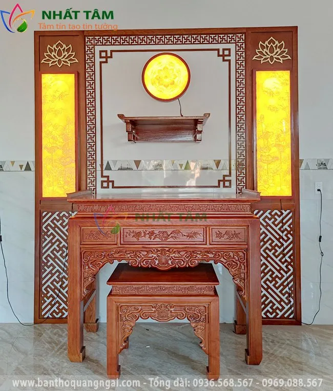Bàn thờ đứng gỗ Hương Nam Phi BD-1026 mẫu hiện đại