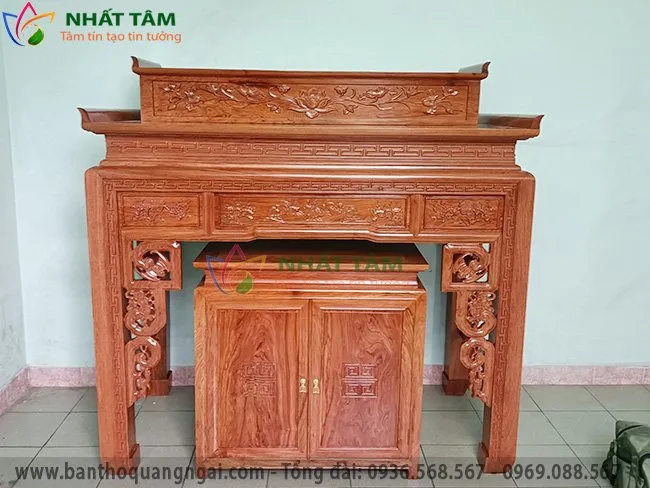 Góc cận cảnh kích thước chuẩn phong thủy của bàn thờ gỗ hương nam phi