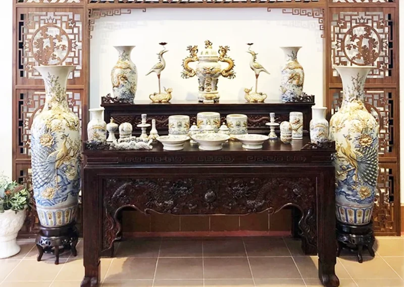 Bàn thờ ông bà tổ tiên trong không gian thờ cúng gia đình bàn thờ ông bà tổ tiên trong không gian thờ cúng gia đình