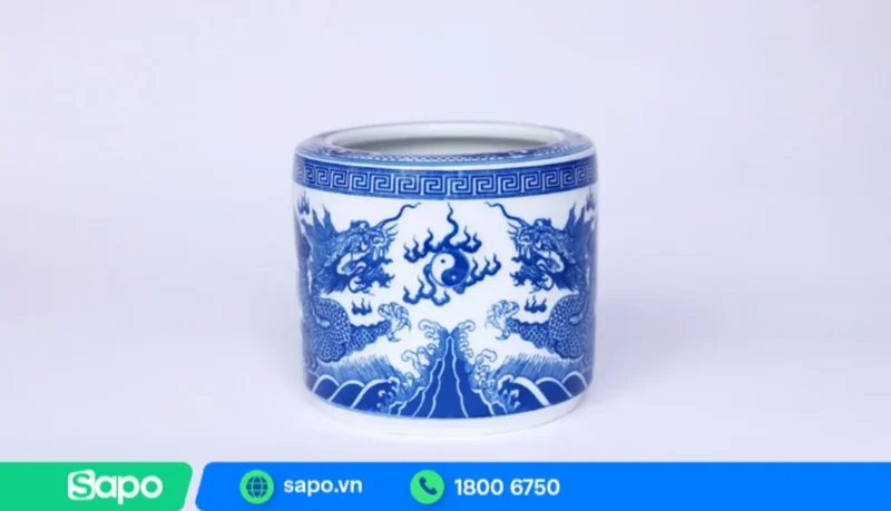 Bát nhang đặt chính giữa bàn thờ Thần Tài bàn thờ thần tài gồm những gì với bát nhang đặt chính giữa