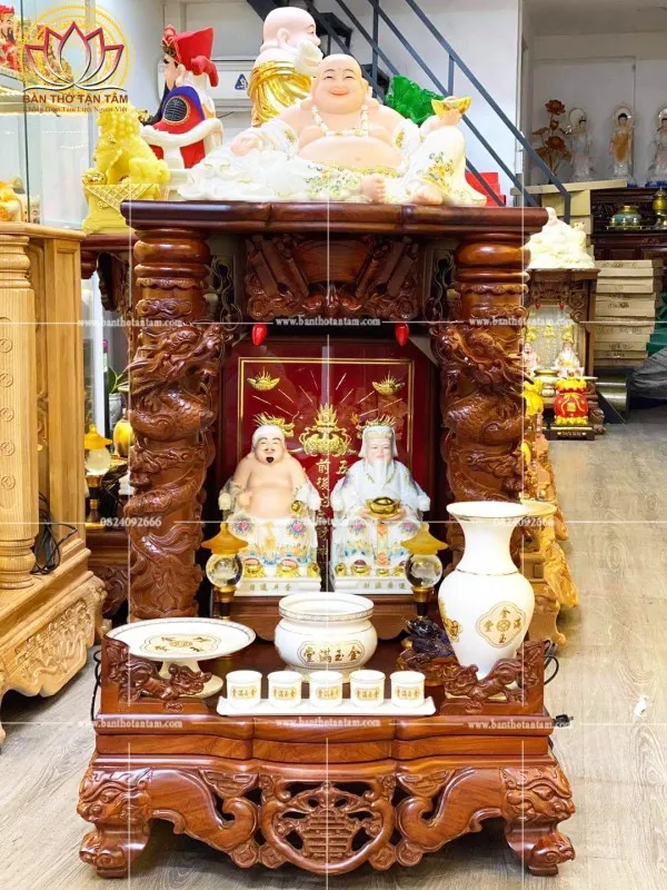 Gia chủ nên chọn hướng đặt bàn thờ Thần Tài Thổ Địa theo hướng đón tài lộc