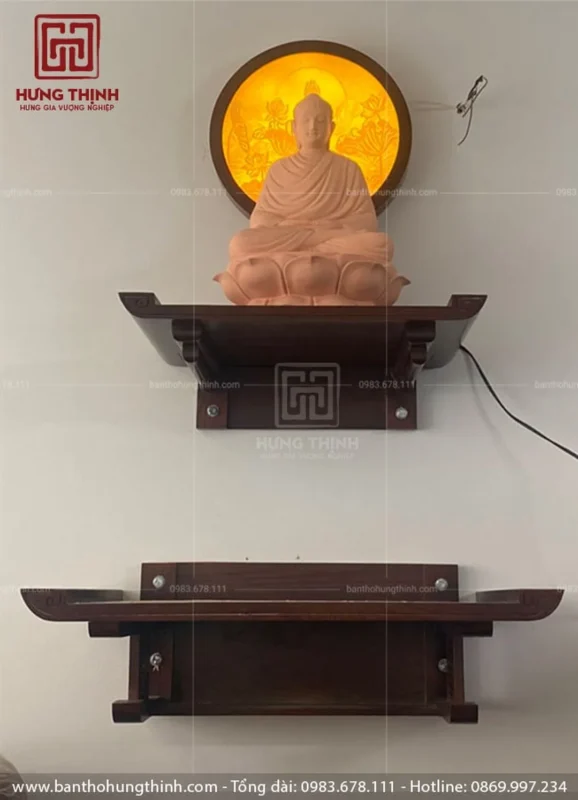 Bàn thờ treo tường hai tầng tiết kiệm diện tích cho chung cư