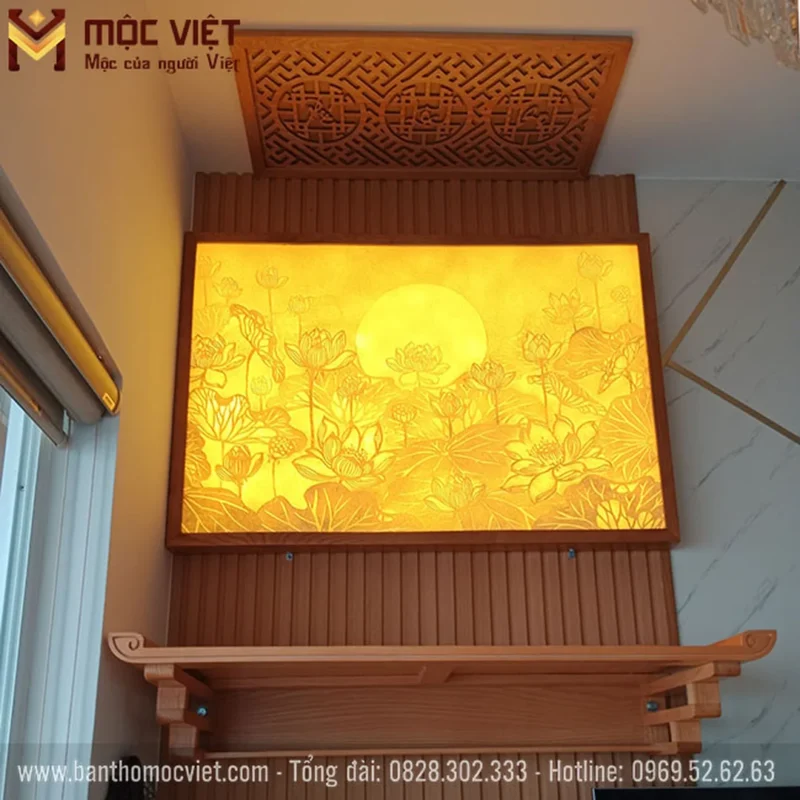 Bàn thờ treo tường loại to kết hợp tranh trúc chỉ trong không gian hiện đại