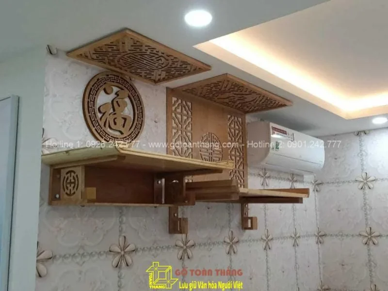 Bàn thờ treo tường thiết kế hai tầng