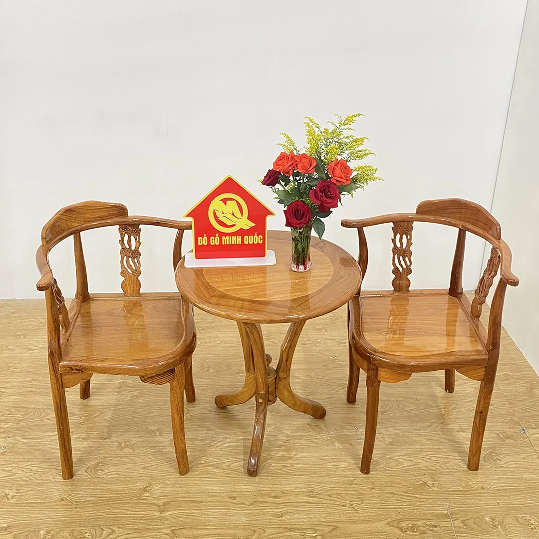 Mẫu bàn ăn gỗ tự nhiên đẹp đang là xu hướng nội thất hiện đại