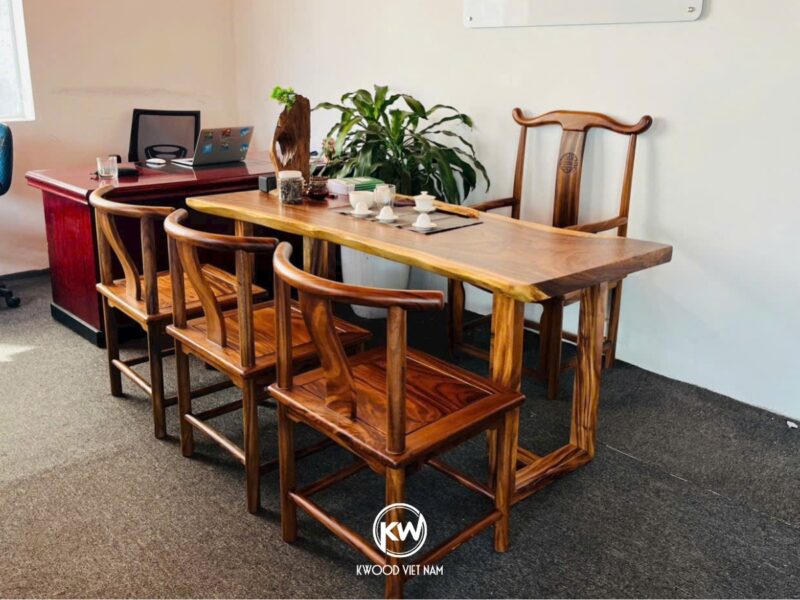 Bàn Trà Gỗ Me Tây: Nâng Tầm Không Gian Sống Với Vẻ Đẹp Tự Nhiên Và Sang Trọng