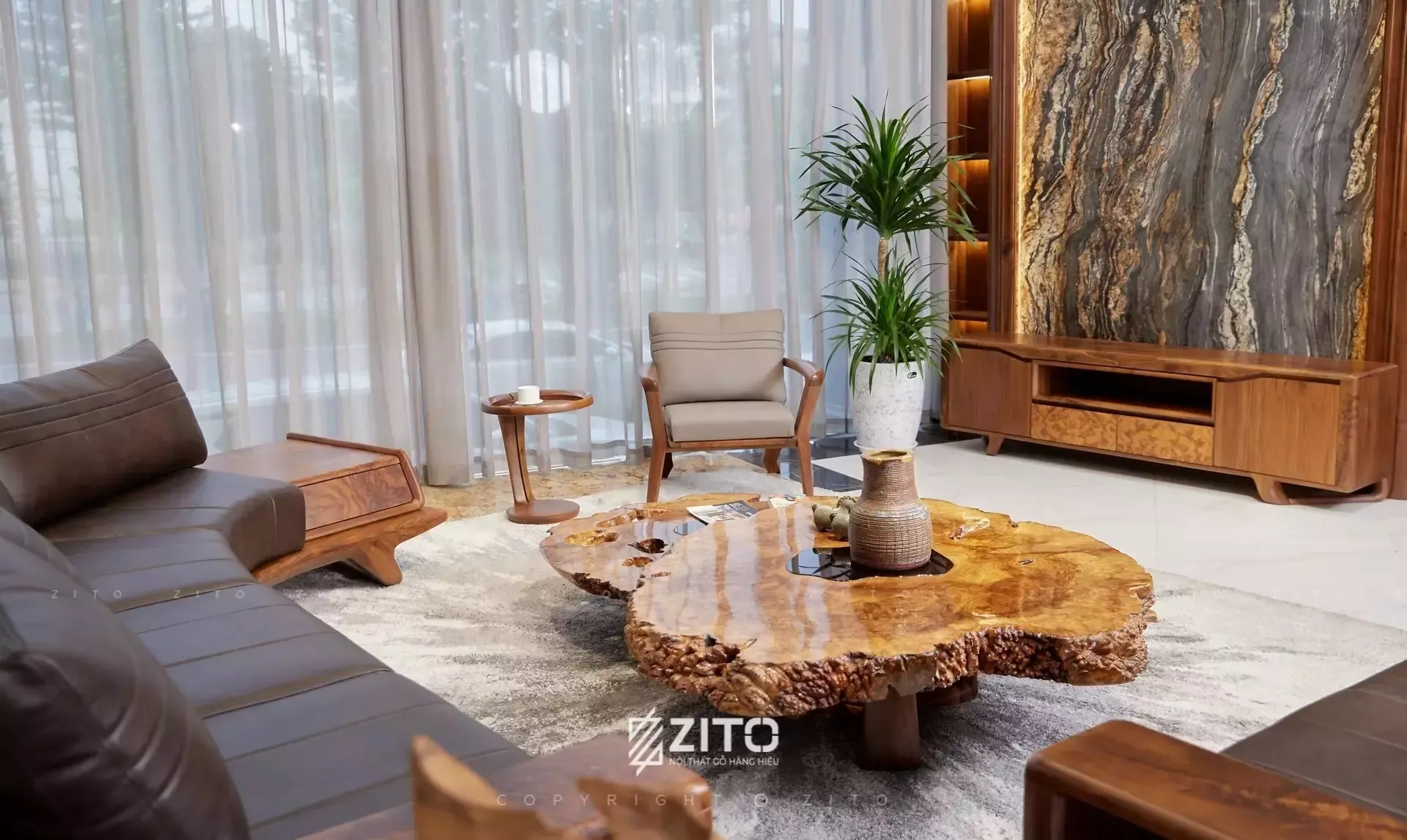 Bàn trà nguyên tấm gỗ óc chó