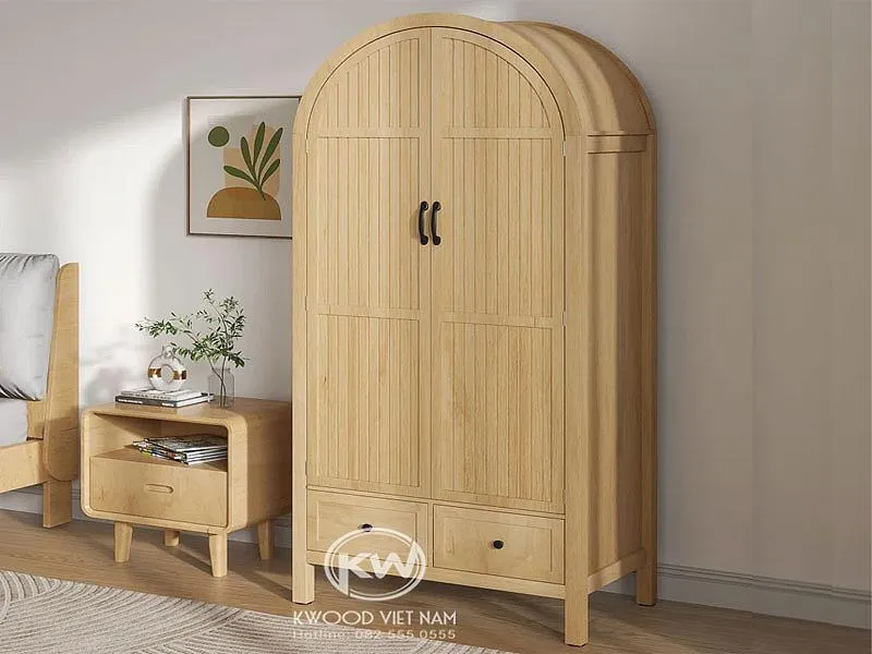 Tủ quần áo làm từ gỗ tự nhiên chắc chắn, có độ bền cao và đẹp mắt