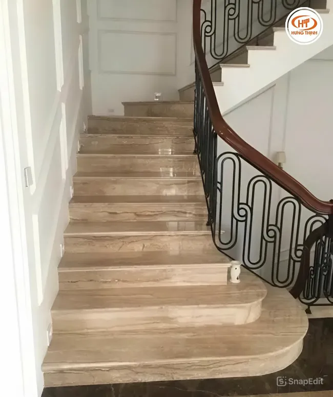 Đá vân gỗ tự nhiên ốp cầu thang đẹp