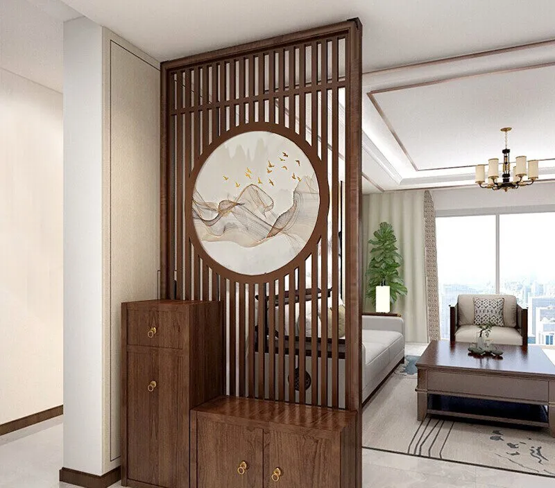 Bình phong gỗ tự nhiên với đường nét chạm khắc thủ công mang đậm bản sắc văn hóa