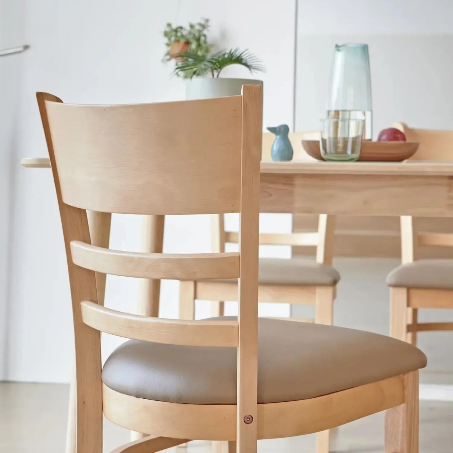 bo ban an 4 ghe go tu nhien dep hien dai sp7902-3