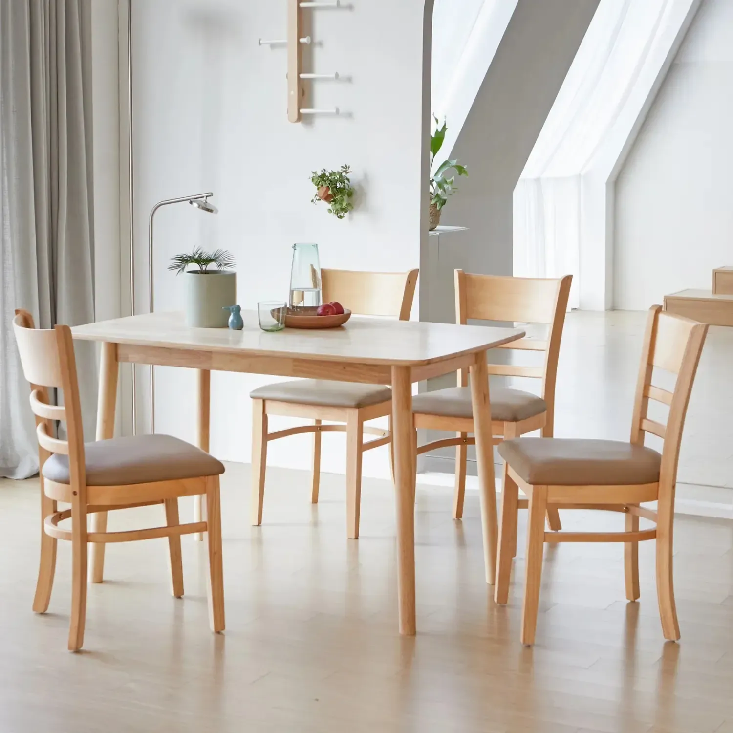 bo ban an 4 ghe go tu nhien dep hien dai sp7902-4