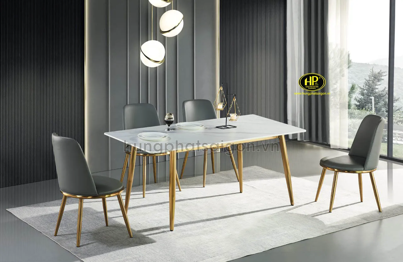 Bàn ăn chất liệu gỗ tự nhiên mang lại vẻ đẹp ấm cúng và bền bỉ