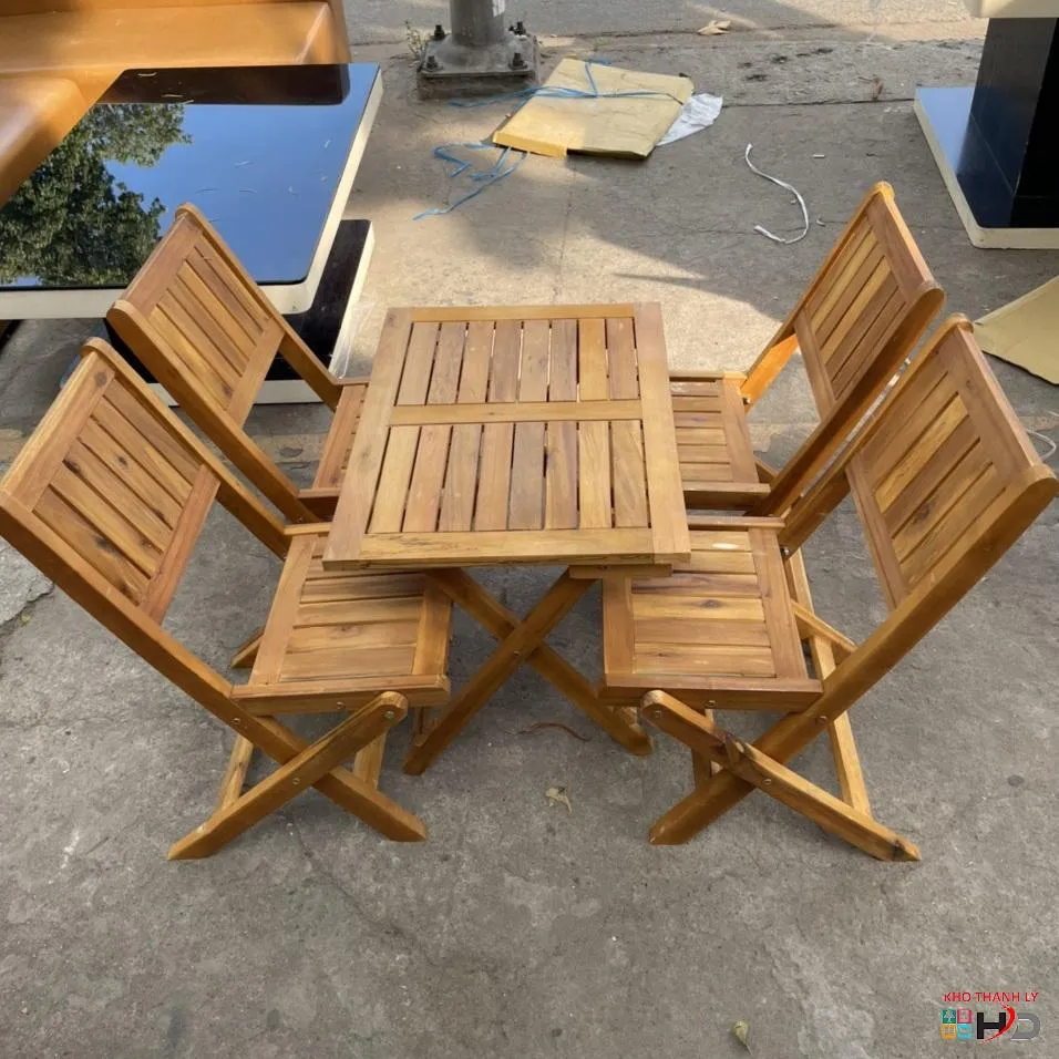 Bộ bàn ghế gỗ xếp cafe thanh lý nhỏ gọn 1 bàn 4 ghế
