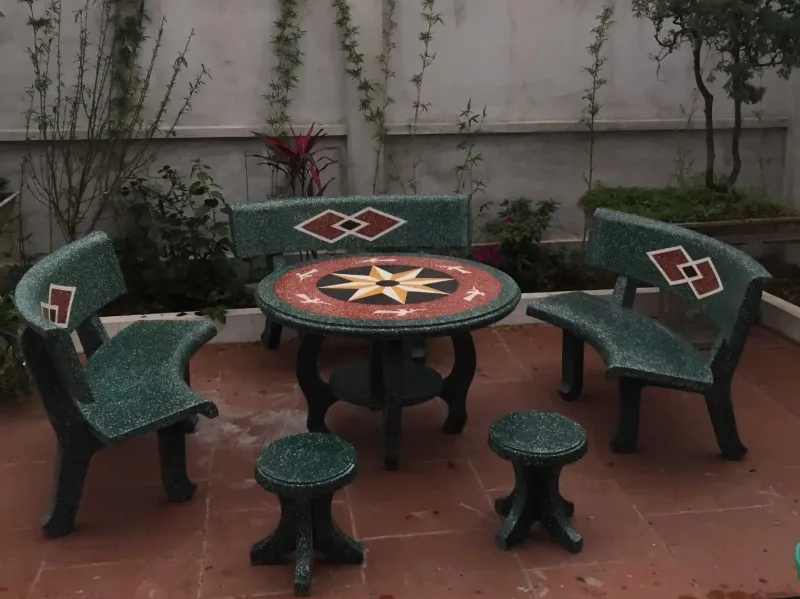 Bộ bàn ghế đá granito ngoài trời