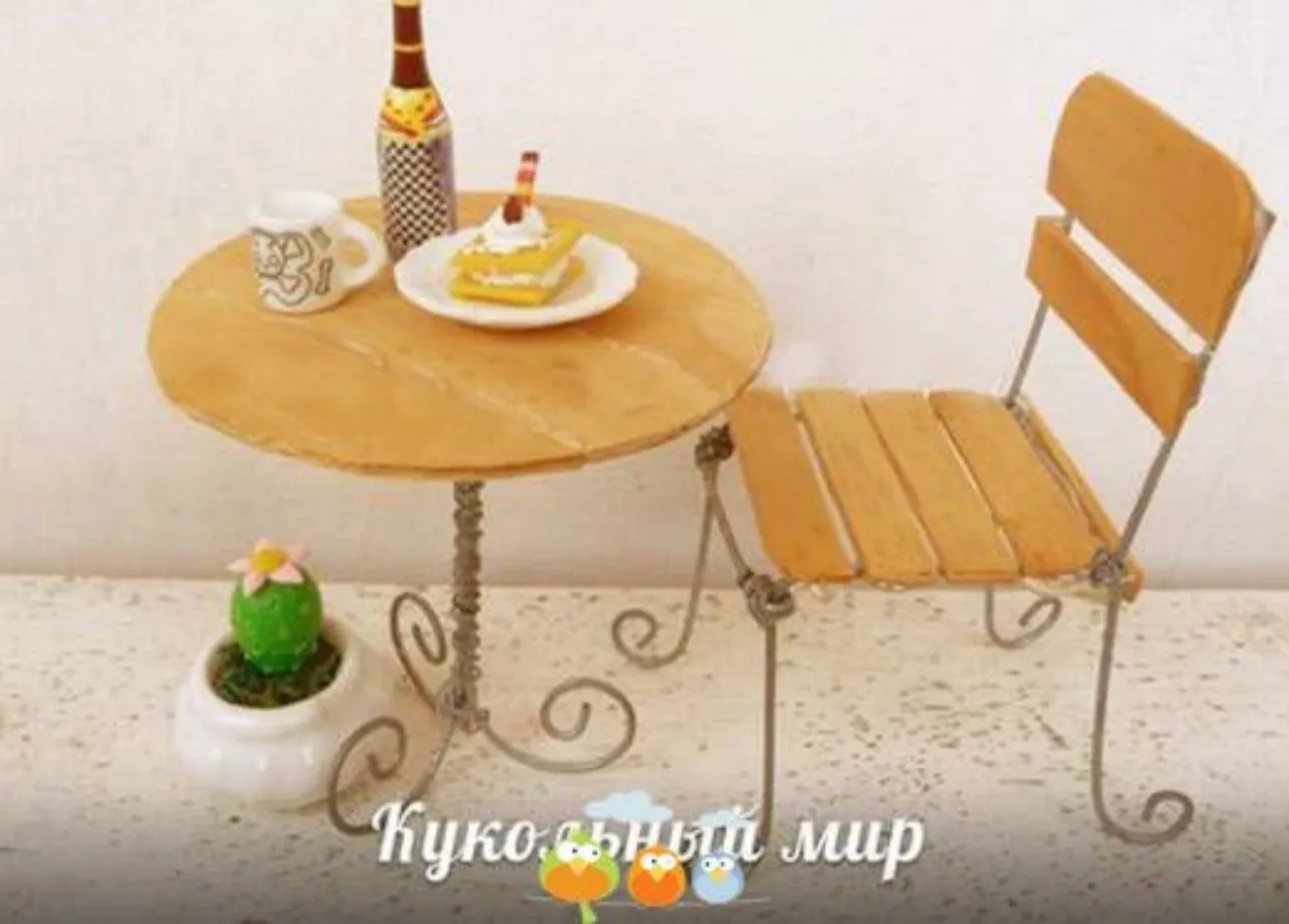 Bộ bàn ghế đồ chơi tí hon làm từ que kem hoàn chỉnh