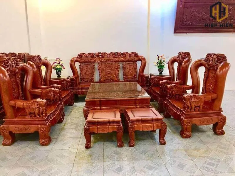 Mẫu bàn ghế gỗ hương tay 12 10 món chạm Voi quyền uy và bề thế