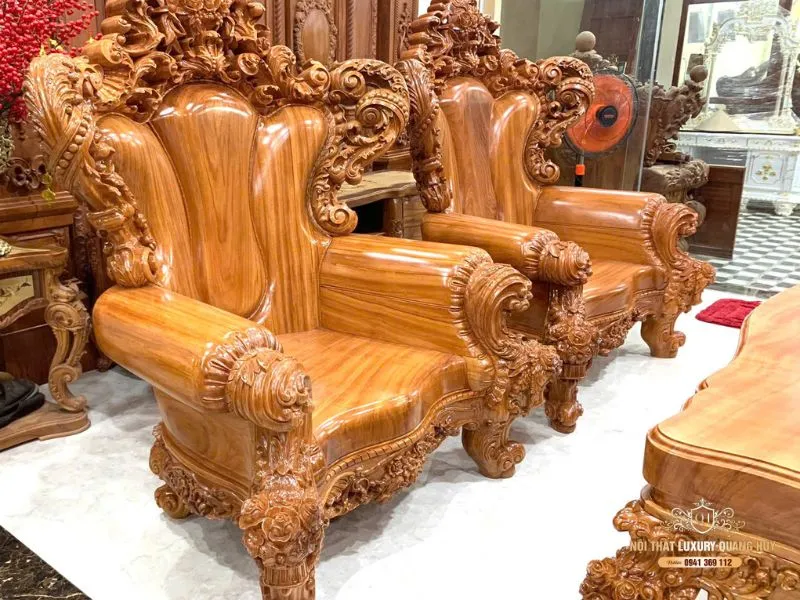 bộ bàn ghế hoa hồng hoàng gia cỡ lớn được chạm khắc hoàn toàn thủ công