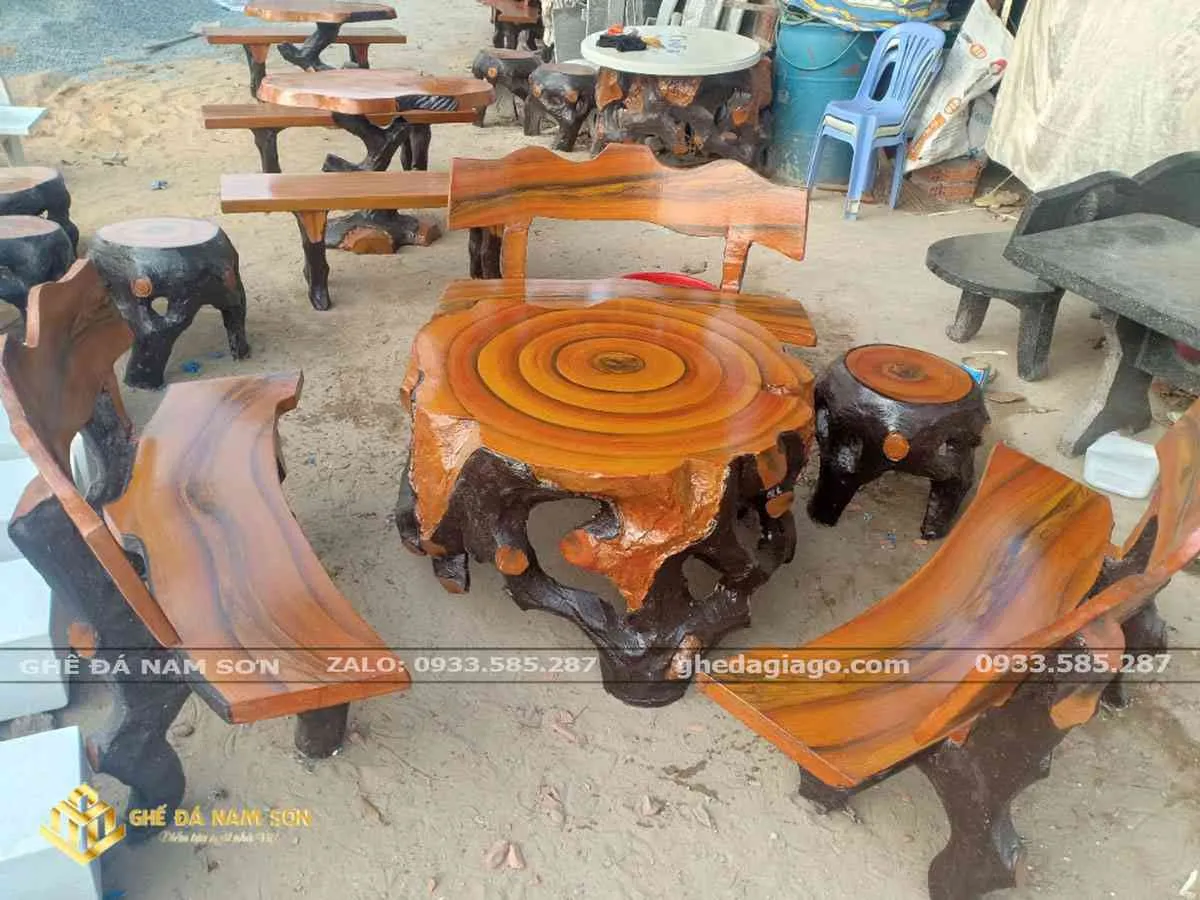 Bộ bàn ghế xi măng giả gỗ sân vườn đẹp