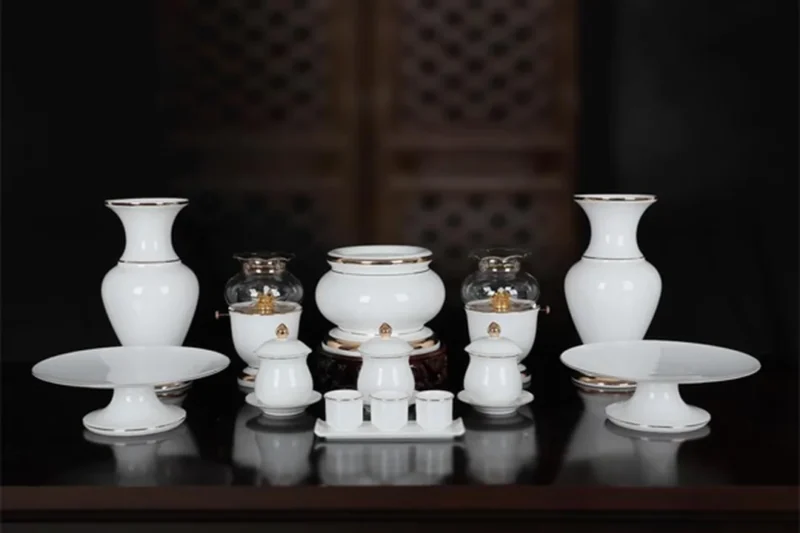 Bộ đồ thờ Thần Tài Thổ Địa