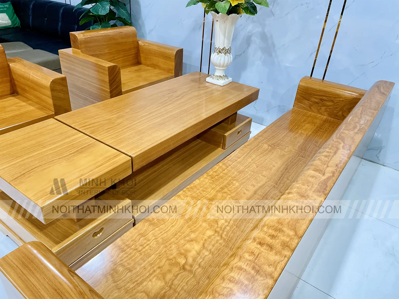 Bộ Sofa Gỗ Gõ Đỏ Nguyên Khối Đẳng Cấp - SF2020