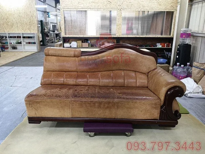 Mặt da bò có rất nhiều vết nứt nhỏ