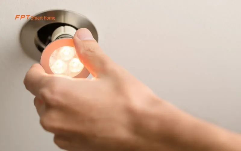 Đèn LED thông minh